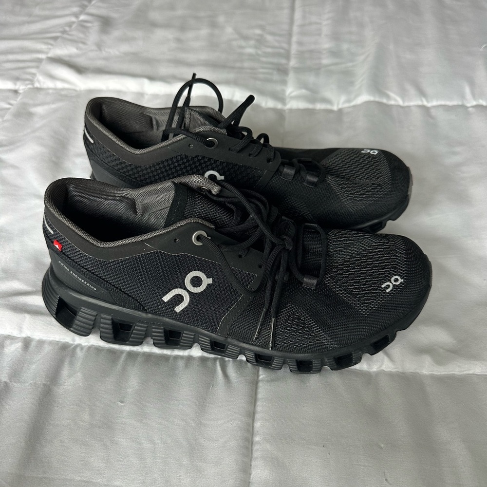 ON Cloud X W 7.5 black